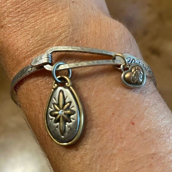 Brighton Art & Soul "Joy to the World" Charm Silver Plated Bangle‎ Bracel… - Picture 8 of 9